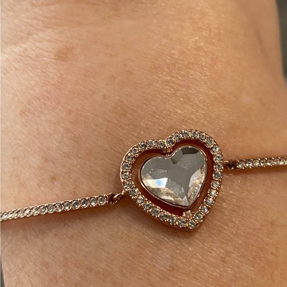 Swarovski crystal heart bracelet - Picture 5 of 9